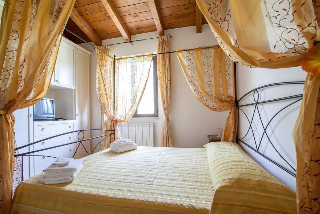 Agriturismo Sole Luna Piano Delle Pieve Szoba fotó